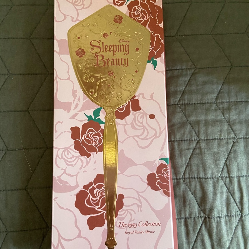 Besame 1959 Collection Sleeping Beauty Mirrior